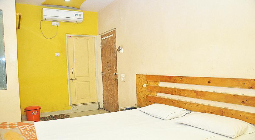 Hotel Talha Residency Nanded Bagian luar foto
